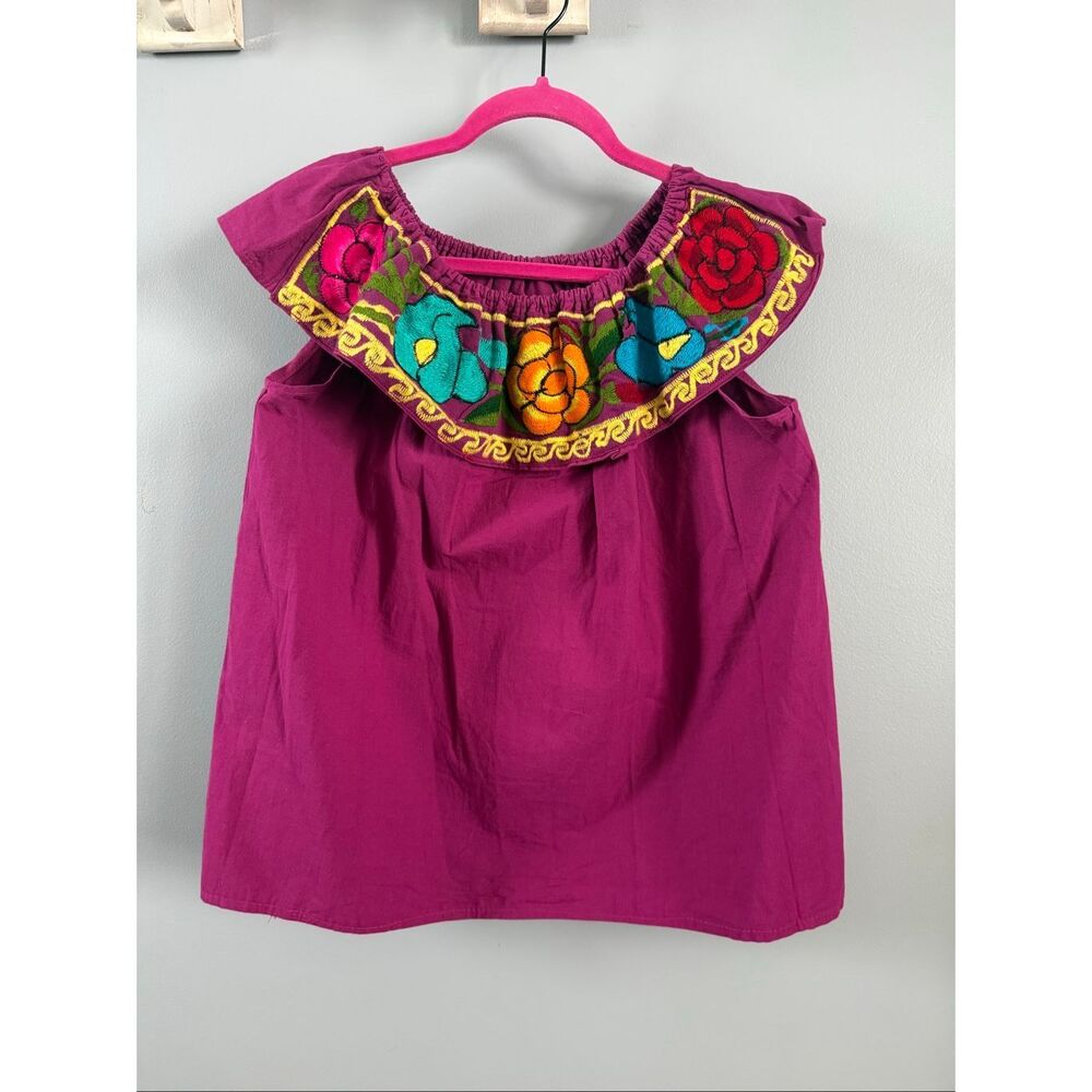 Handmade Mexican-Style Campesina Blouse Traditional Floral Embroidery Size M
